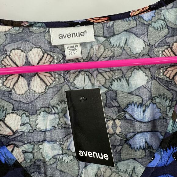 Avenue Tunic Top Womens Size 22/24 Harper V-Neck Butterfly Ruffle Plus Curvy NWT - Picture 5 of 14